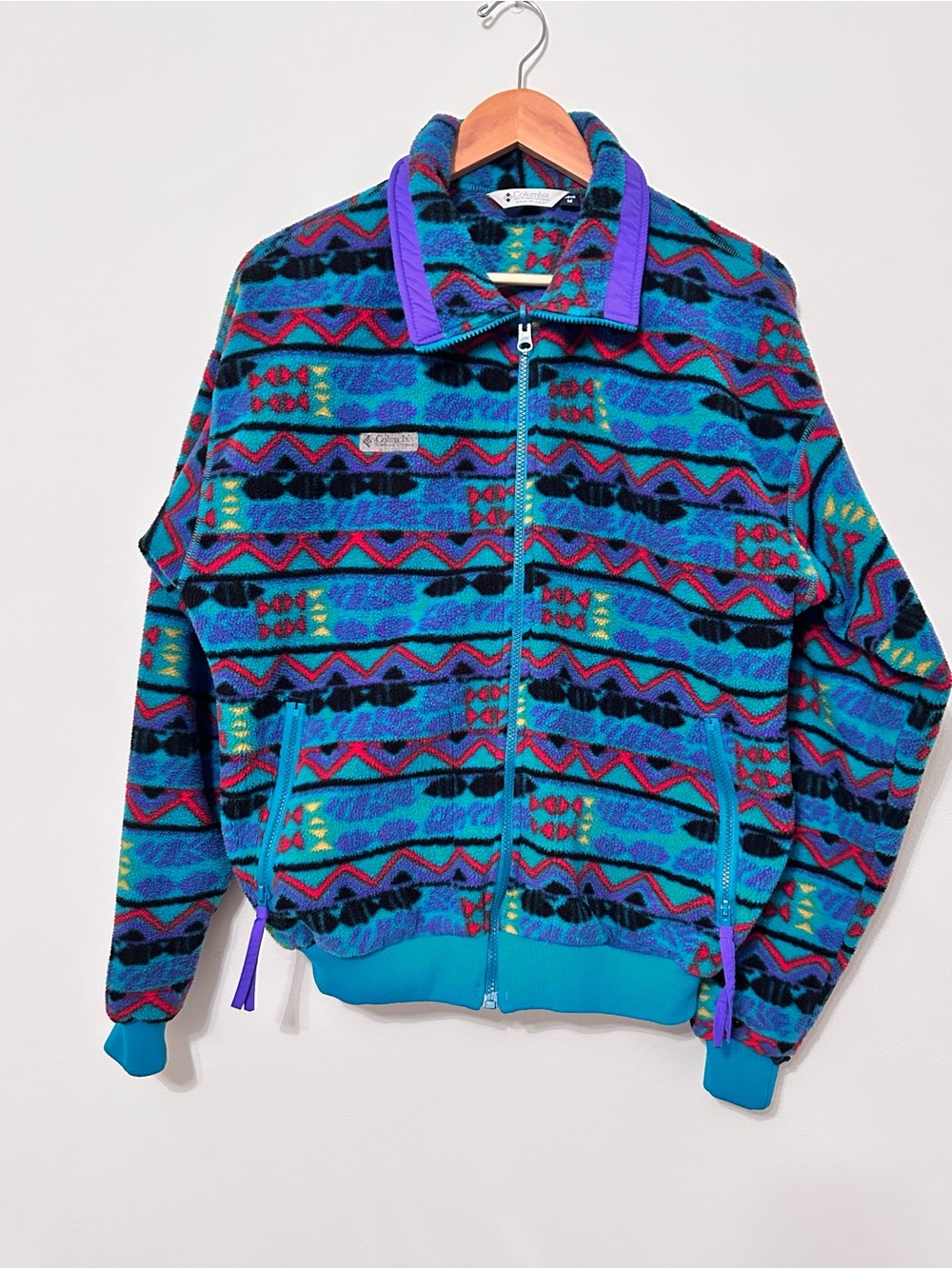 Columbia Vintage Men’s Turquoise, Purple, Red Geometric Pattern Fleece Jacket,